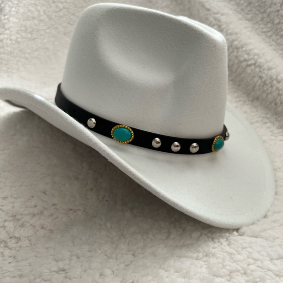 White Cowboy Hat - Picture 1 of 5